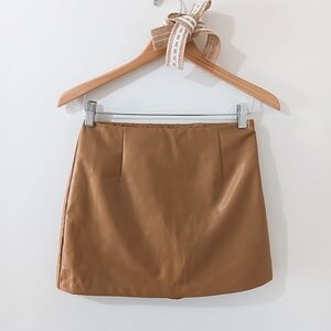 Abercombie & Fitch Tan Brown Vegan Faux Leather Mini Skirt
